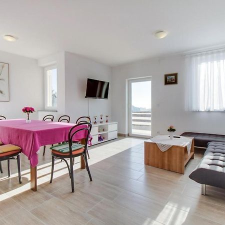 Apartment Mikic Čunski Buitenkant foto