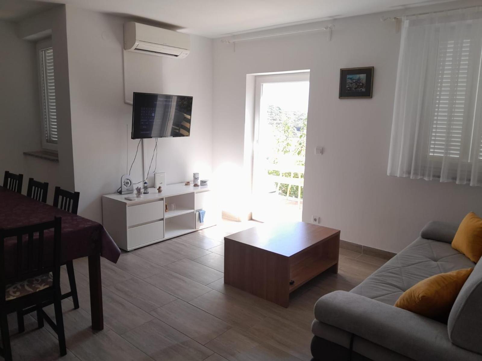 Apartment Mikic Čunski Buitenkant foto